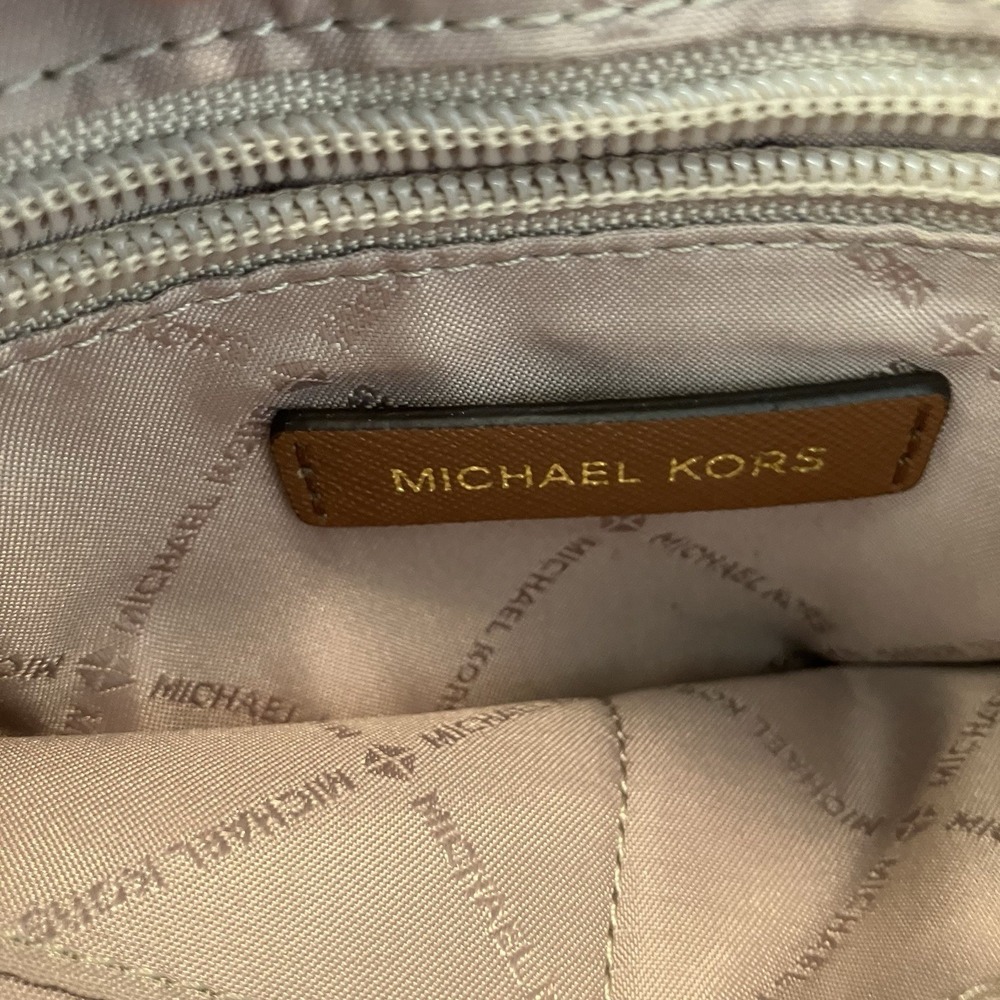 Michael Kors Vanilla Jet Set Travel‎ Handbag - Picture 10 of 10